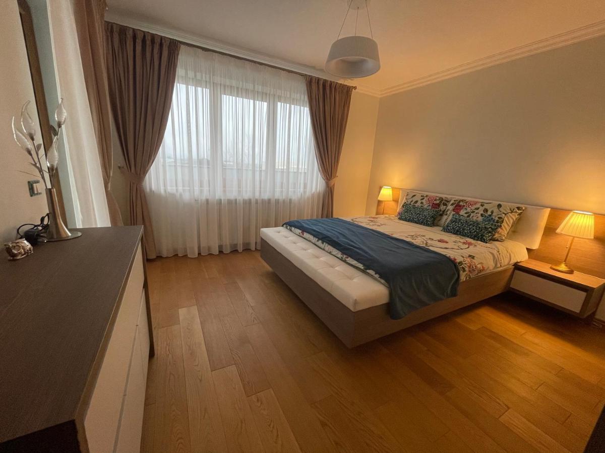 Sunny House Villa Suceava Eksteriør bilde