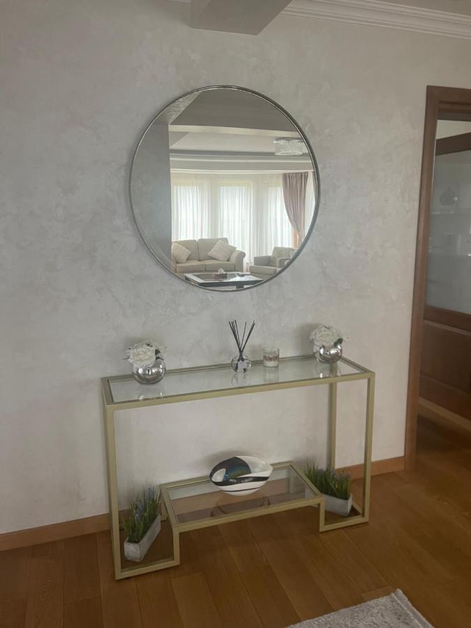 Sunny House Villa Suceava Eksteriør bilde